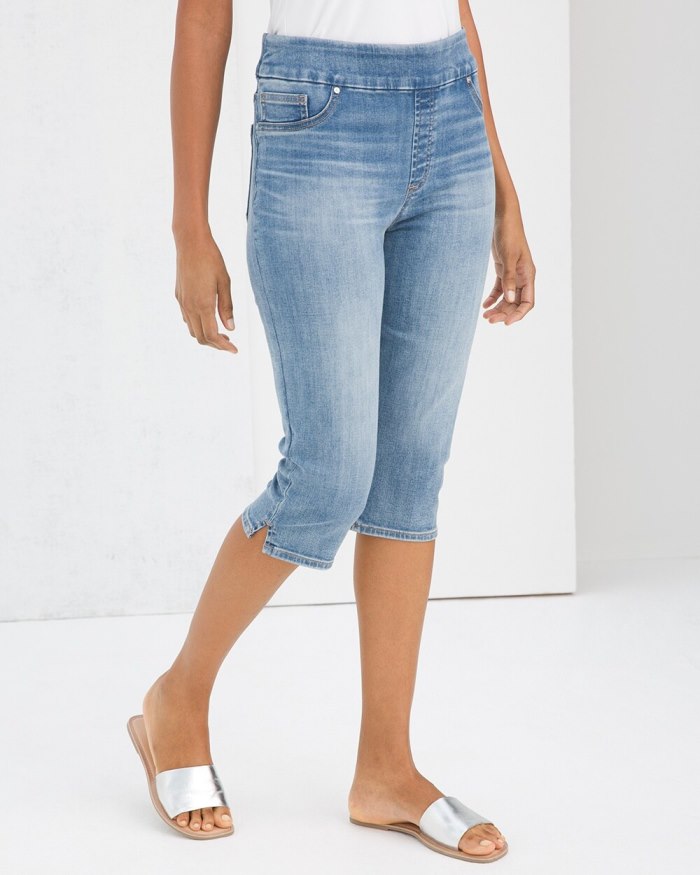 Chicos 17" Pull on Capris - Coral Reef